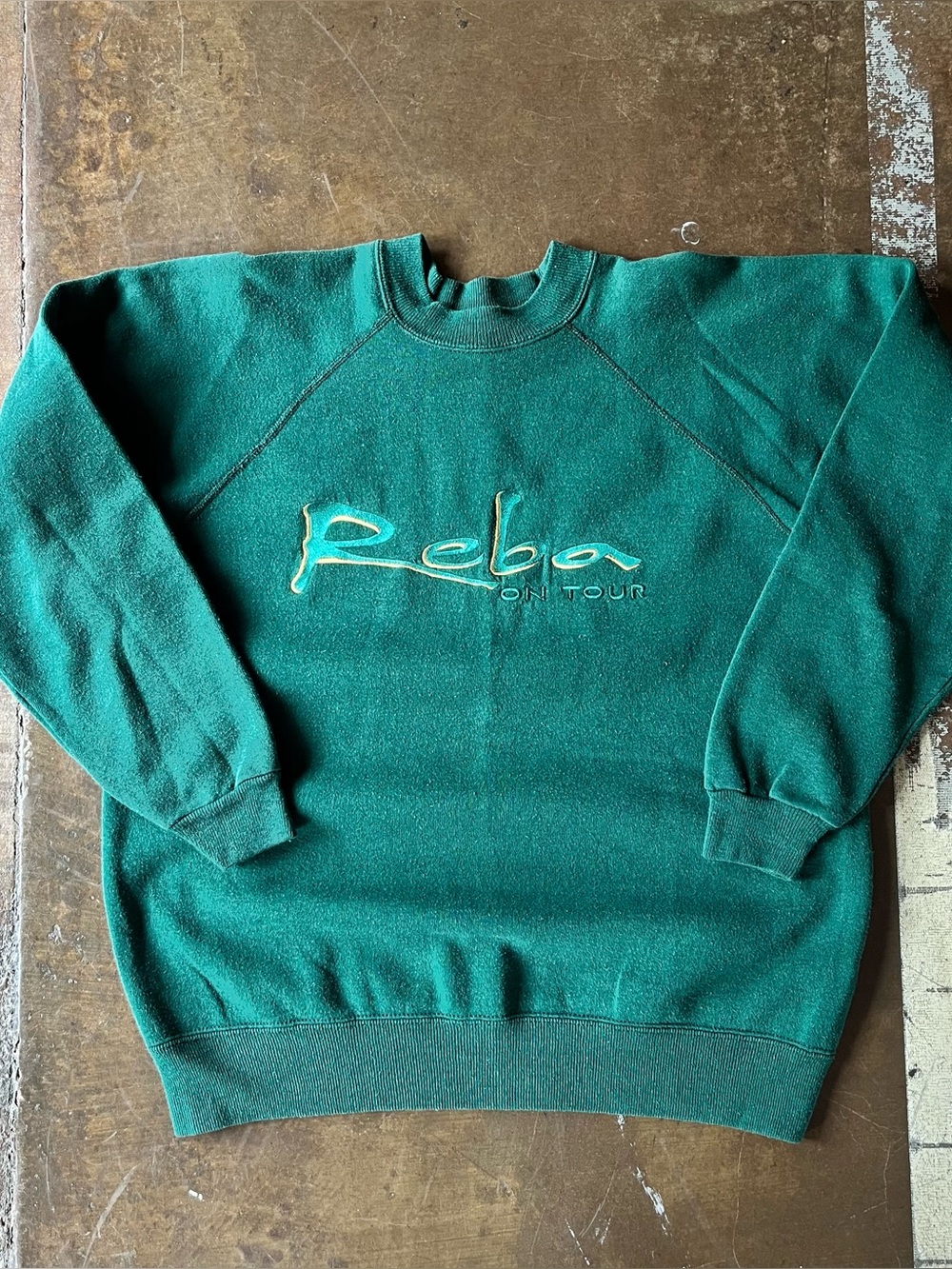 Vintage 80s Reba McEntire Green Embroidered Crewneck Sweatshirt Large L Tour